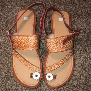 *NWT* Mexican Huaraches